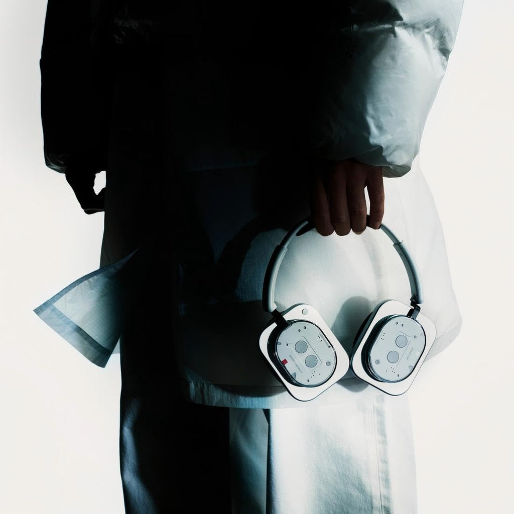 Nothing Headphone (1) Hybrid Active Noise Cancelling Headphones, Wireless Over-Ear Headphones with 6 Mics, 80Hrs Playtime, Hi-Res Audio, KEF-Tuned, Spatial Sound, Comfort Fit & Fast Charging White